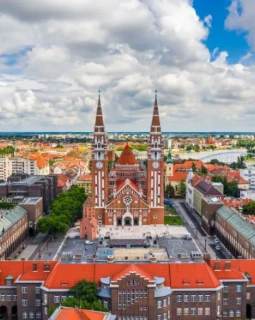 Mit Serbien teilt sich Ungarn eine 150 Kilometer lange Landesgrenze.