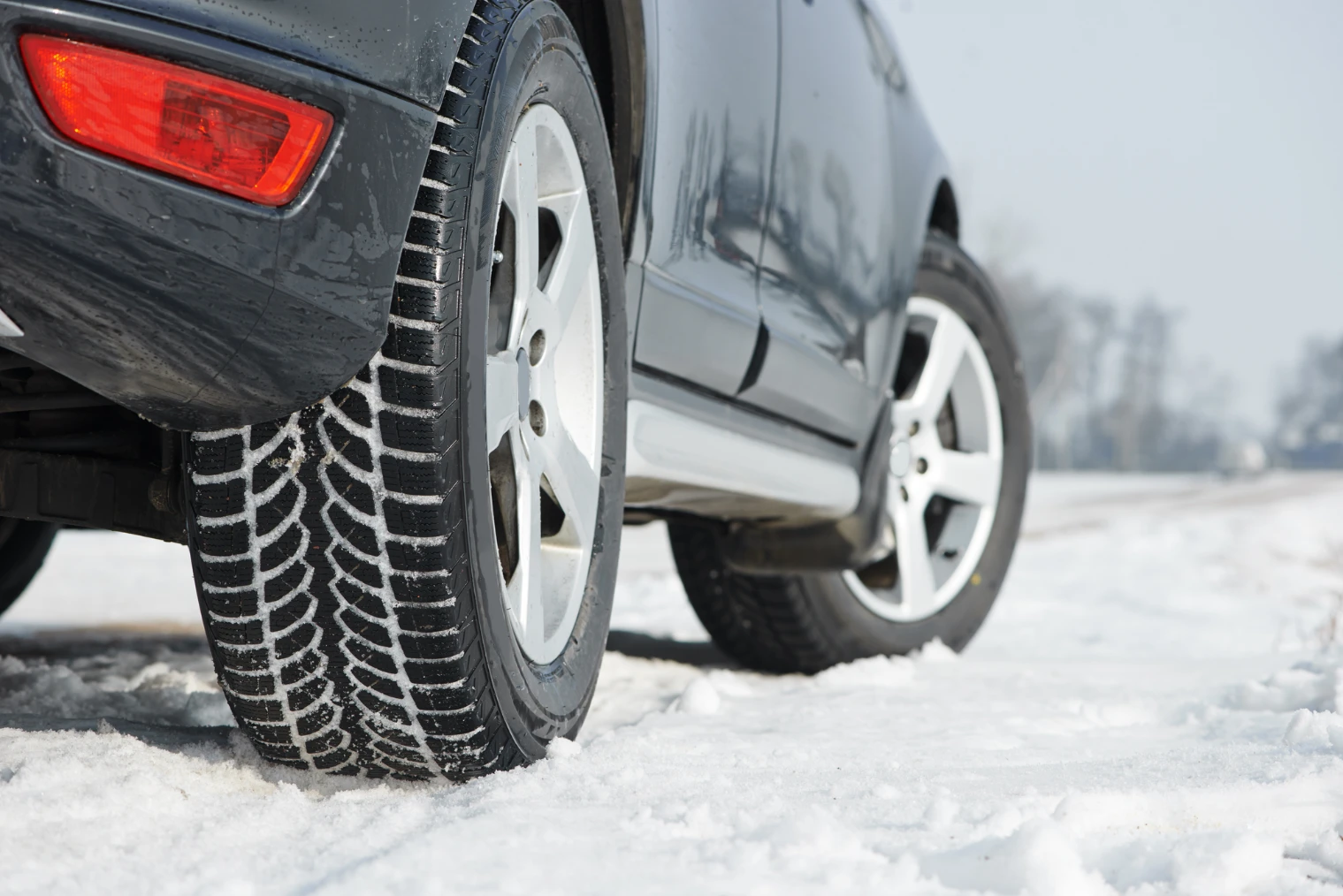 Die Winterreifenpflicht in Österreich ist eine wichtige Vorschrift, die die Verkehrssicherheit während der Wintermonate gewährleistet.