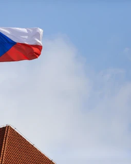 Regeln, die Sie für das Autofahren in der Tschechischen Republik kennen müssen