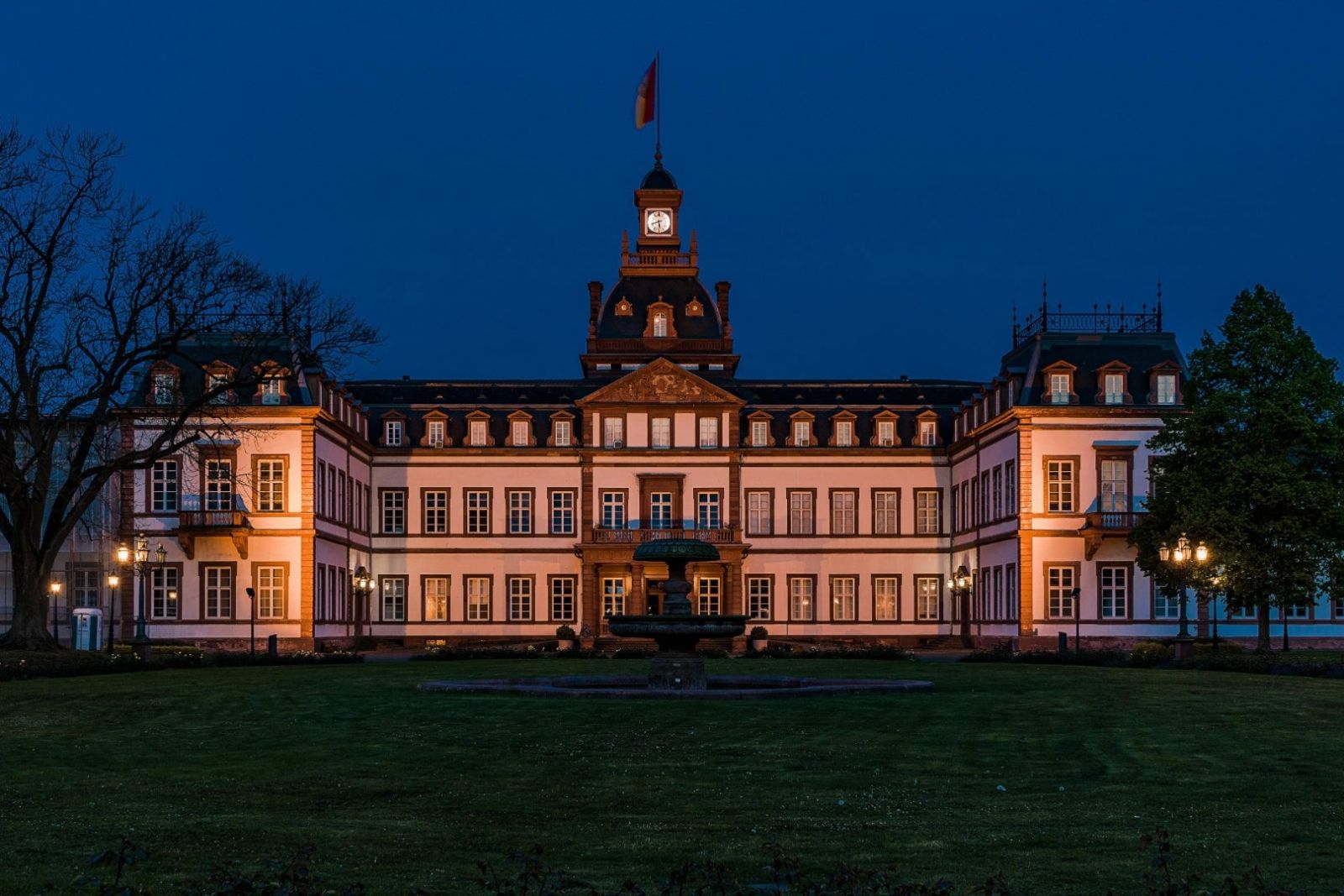 Deutschlands Märchenstraße - Schloss Philippsruhe in Hanau