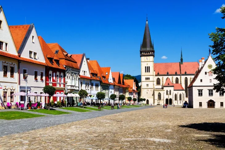Die gut erhaltene mittelalterliche Stadt Bardejov mit ihrem reizvollen historischen Zentrum ist auf jeden Fall einen Besuch wert.