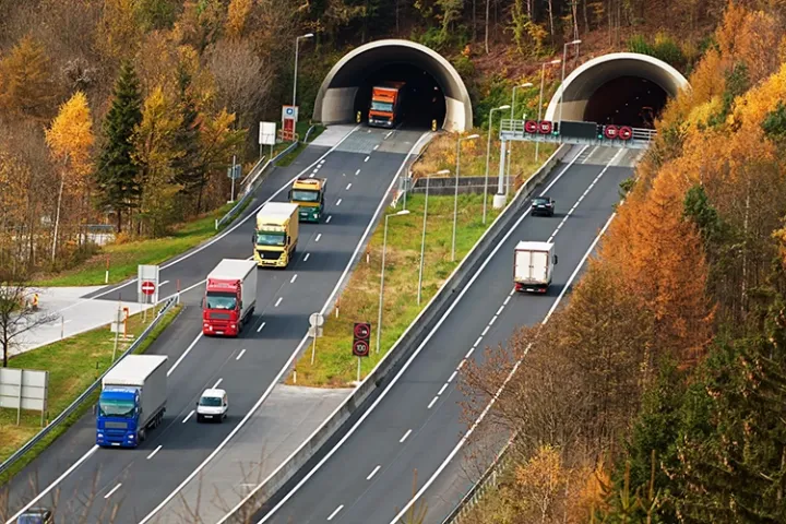 Laut Untersuchungen vom Jahr 2022 kam es auf der Tauernautobahn (A10) und der Phyrn Autobahn (A9) zu den meisten Verzögerungen.