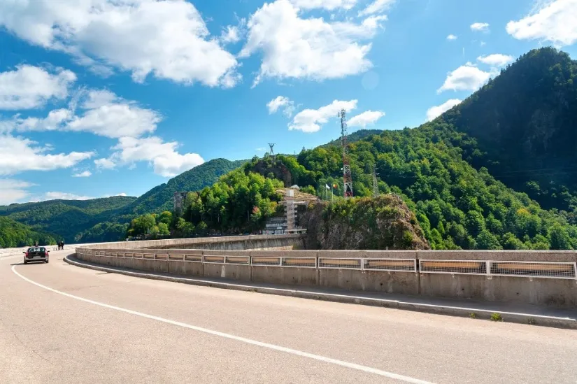 Das rumänische Autobahnsystem - Vidraru Damm